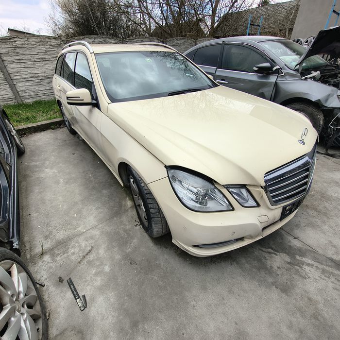 Mercedes w212 Kombi E Klasa 2.2 cdi om651 Cały na Części 623