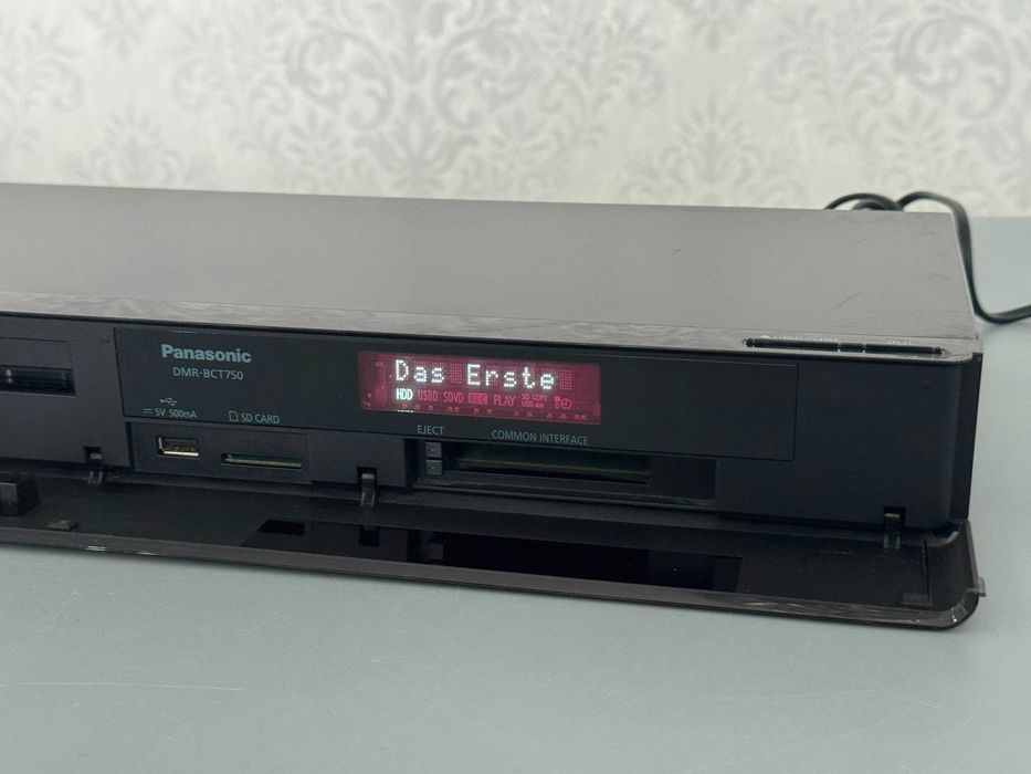 Odtwarzacz Blu-ray DVD CD HDD Panasonic DMR-BCT750