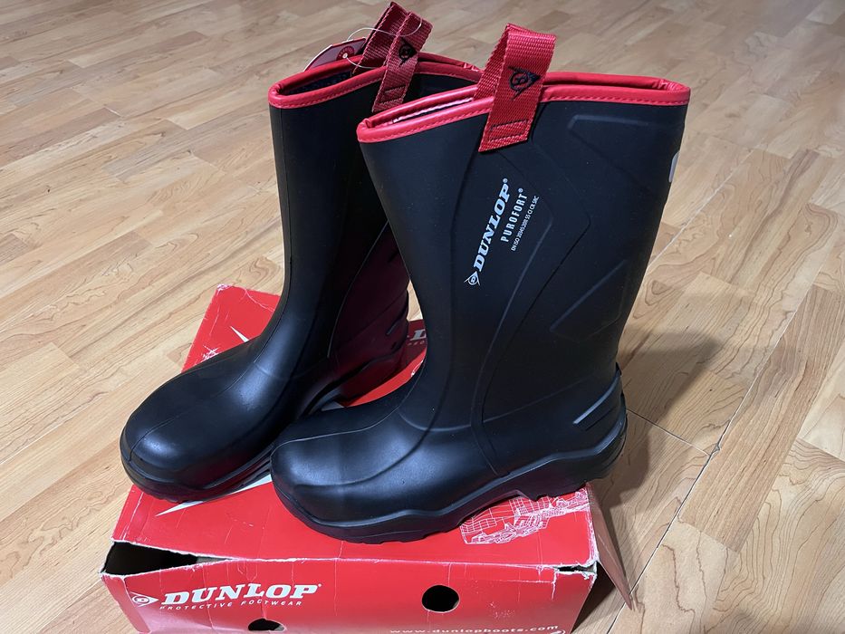 Чоботи гумові Dunlop утеплені до -20, металевий носок.