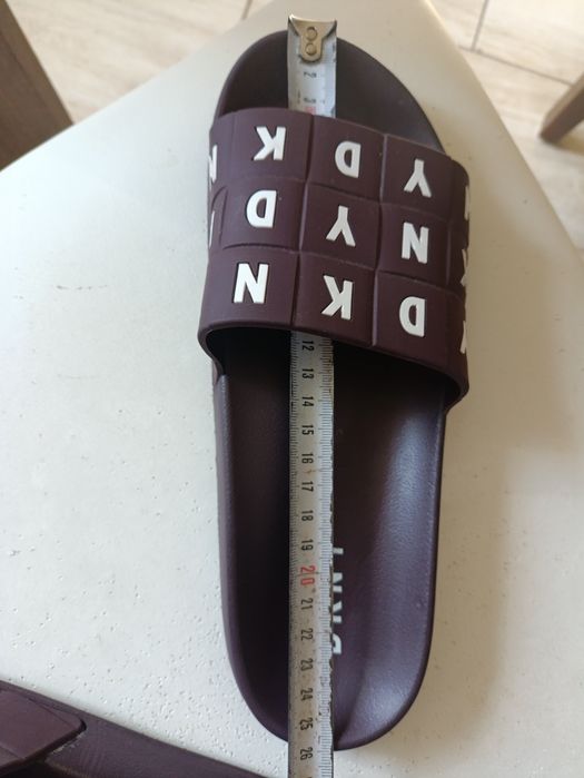 Klapki DKNY rozmiar 39