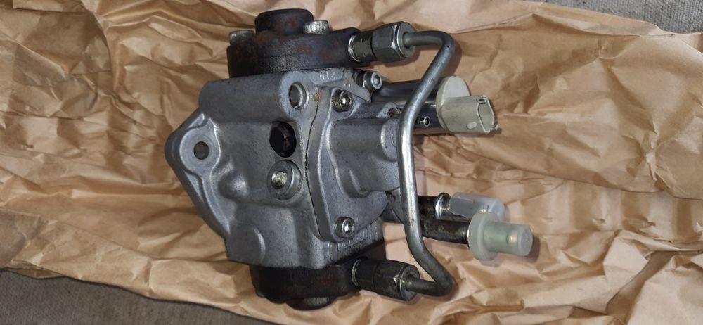 Насос ТНВД opel 1.7 denso 55586499