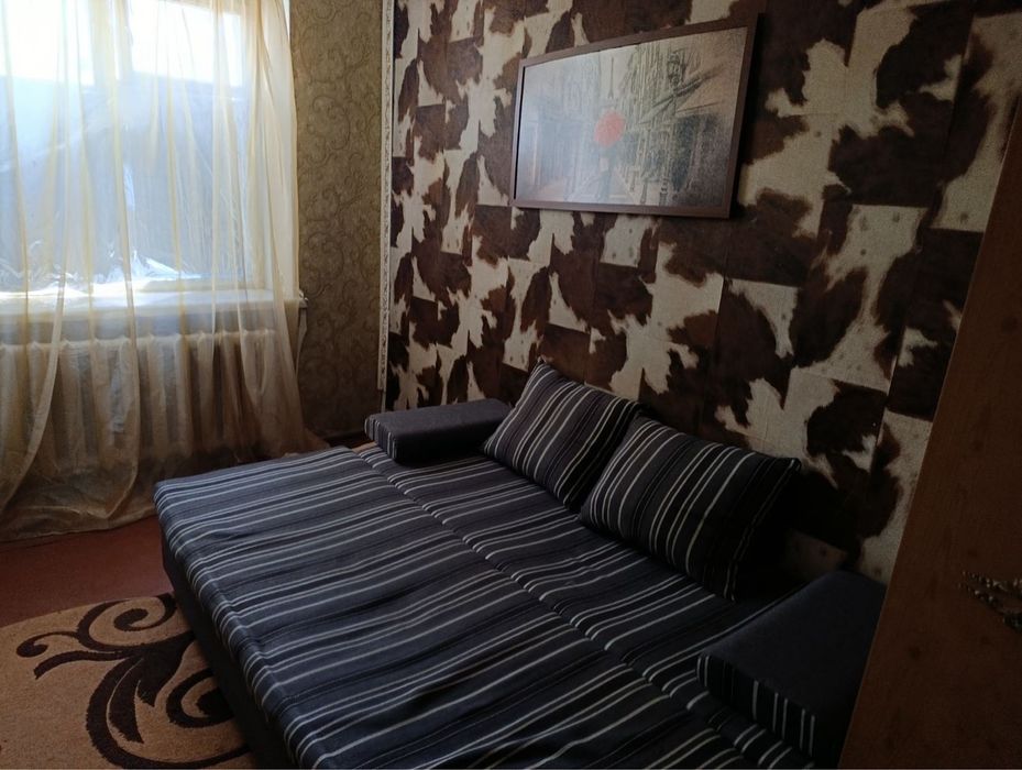 Срочно!Продается 2к квартира м-н Артема.