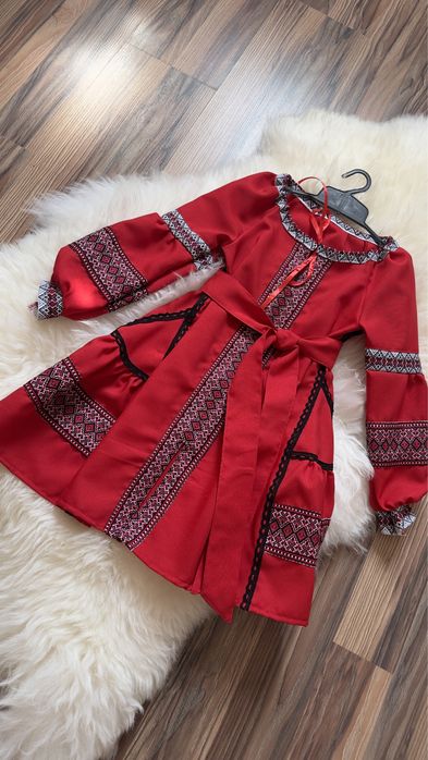 Плаття вишиванка для дівчинки, вишете плаття червоне, вишиваночка