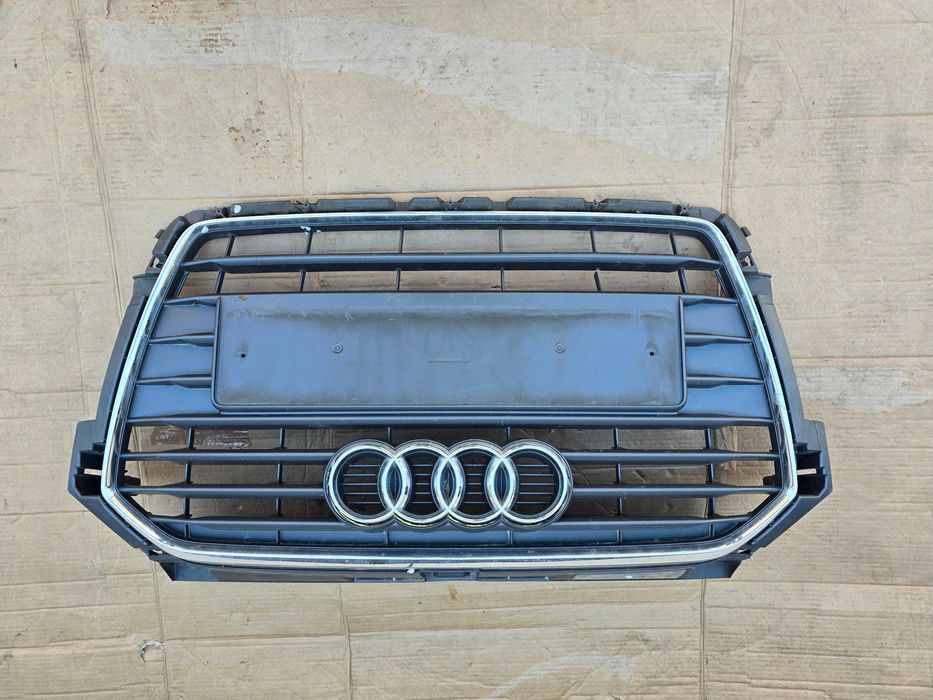Grill Audi A1 lift 8X