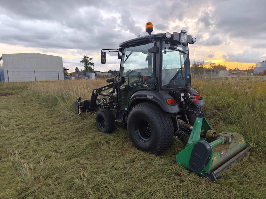 minikoparka wykopy korytowanie fundamenty koparka młot hydrauliczny