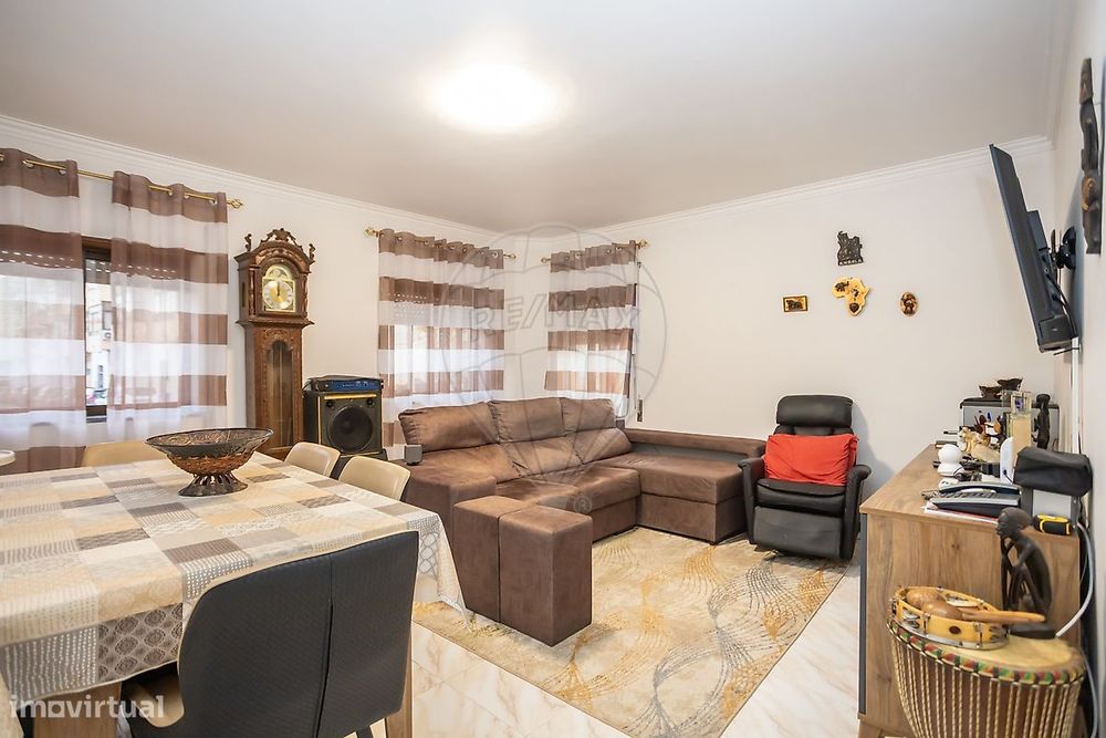 Apartamento T2 para venda — Baixa Da Banheira E Vale Da Amoreira, Setúbal