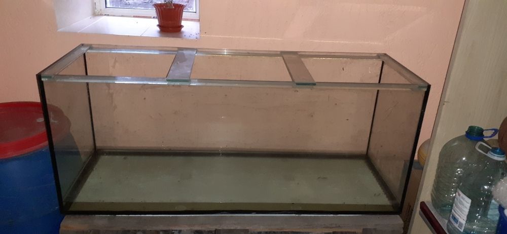 Продам акваріум 200 літр.