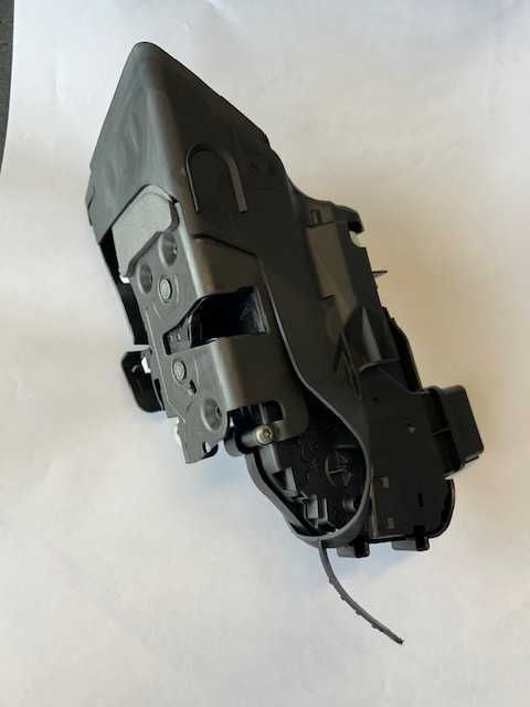 Fechadura/fecho de porta para VOLVO V 50 (e S40, V70, XC 60, …) – NOVA