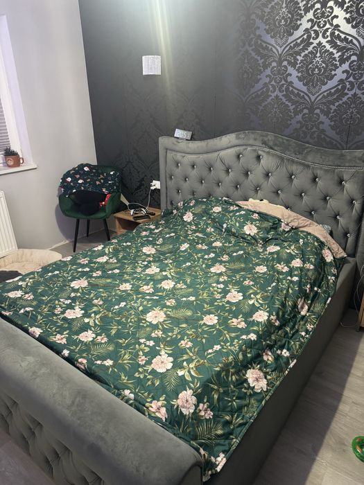 Łóżko sypialniane