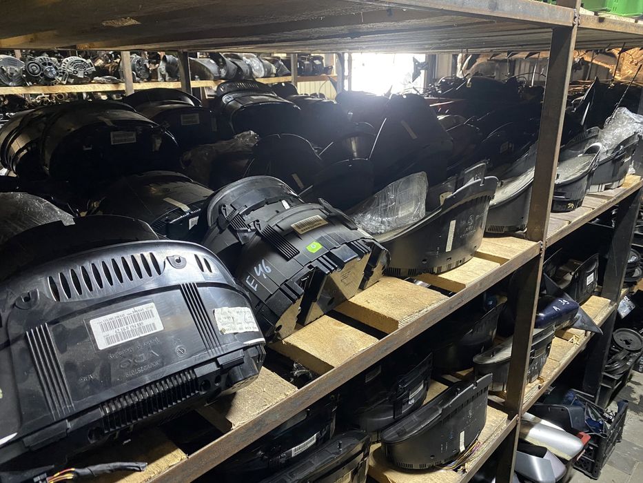 Приборна панель Щиток Приладів BMW E38 E39 E46 E53 Е60 E65 Е87 Е90 Е91