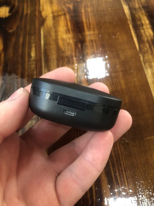 Продам нові блютуз навушники TWS