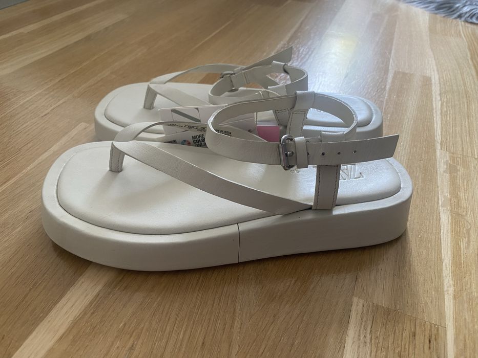 Босоніжки Zara( нові )