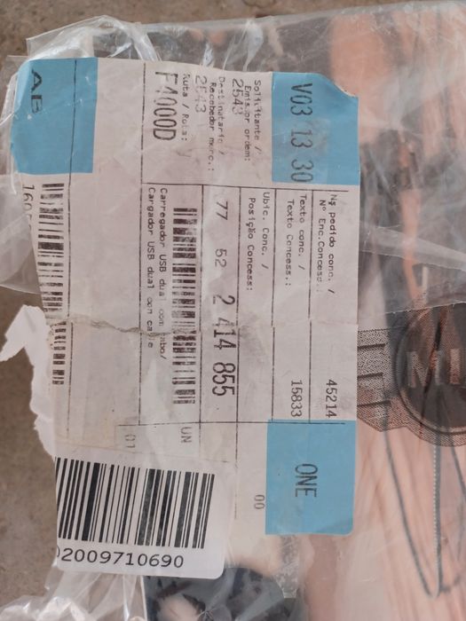 Ficha dupla USB original BMW