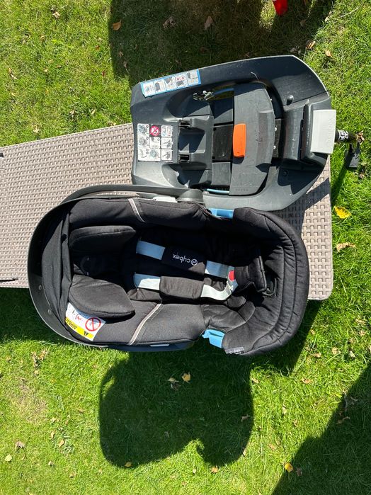 Fotelik nosielko  z bazą Cybex 0-15 kg Aton 5