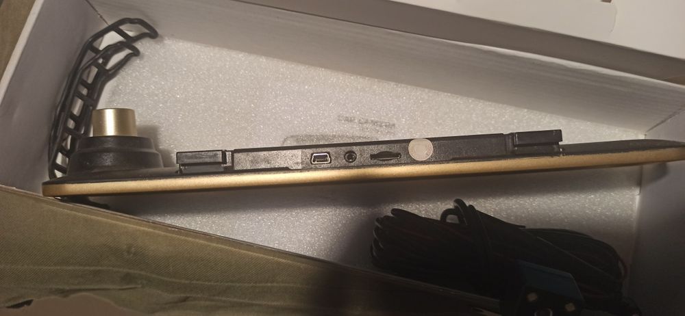 Дзеркало відеорегістратор з задньою камерою