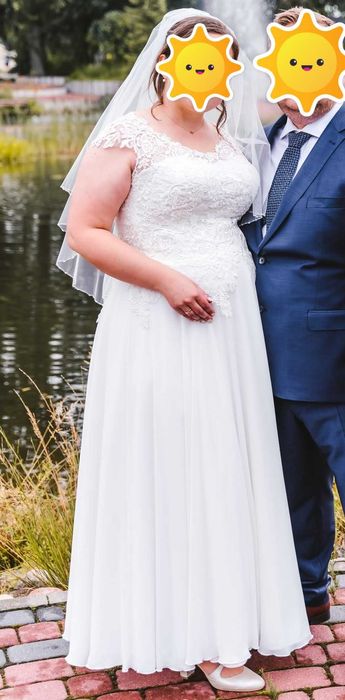 Suknia ślubna plus size