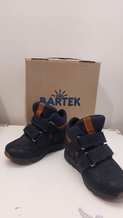 Buty chlopięce roz. 23 firma Bartek