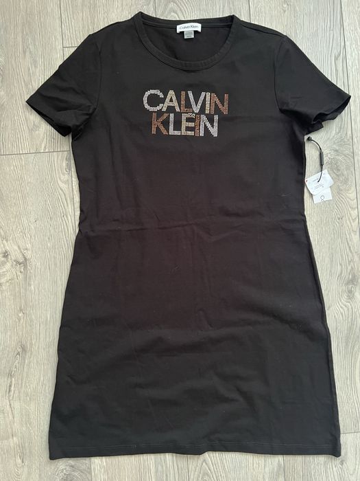 Сукня-футболка Calvin Klein розмір М