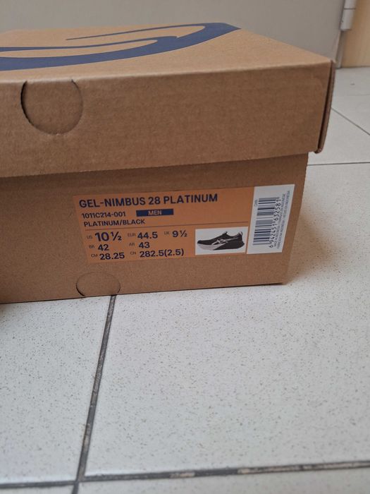 Asics Gel-Nimbus 28 Platinum/Black (44,5)