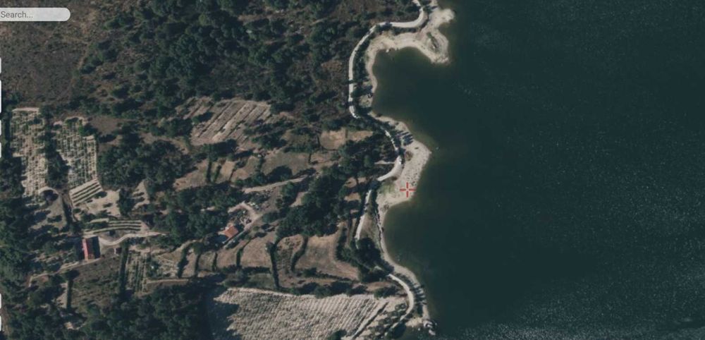 Terreno para venda junto à barragem de Bouça Cova
