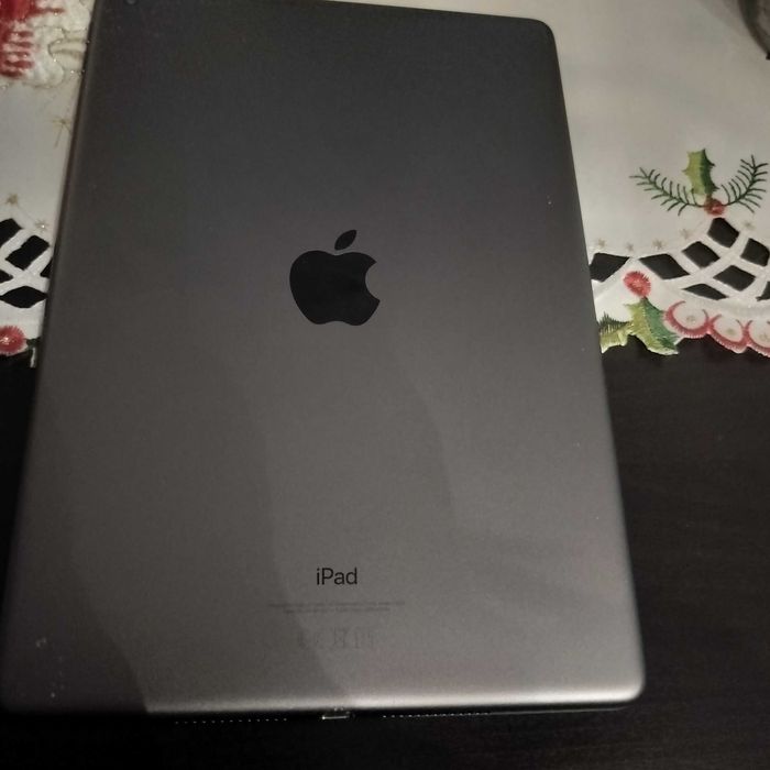 iPad 9 generacja Wi-Fi 64gb