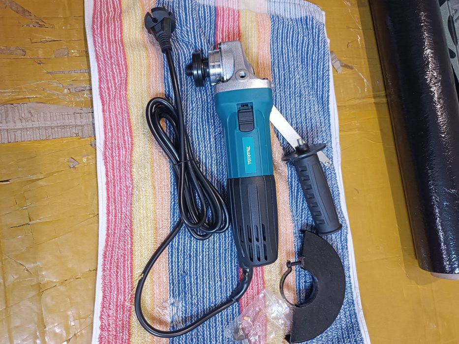 Болгарка Makita GA5030 (кутова шліфувальна машина, турбінка під 125