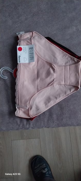 Majtki 3 szt różne kolory