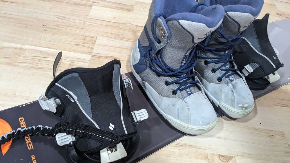 Snowboard + Wiązania + Buty