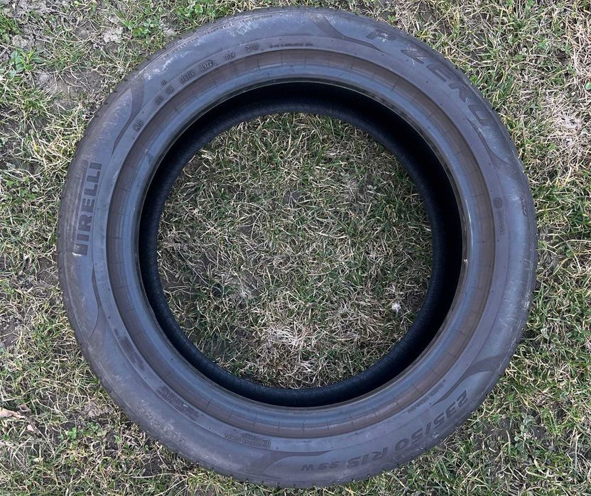 Шини/Резина r19 Pirelli P Zero 235.50.19  2023р.в 7мм