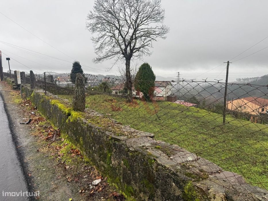 Terreno para Construção com Projeto Aprovado – Barrosas (Idães), Felgu