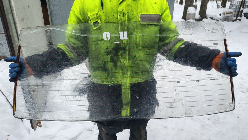 Заднє скло Лада 21099