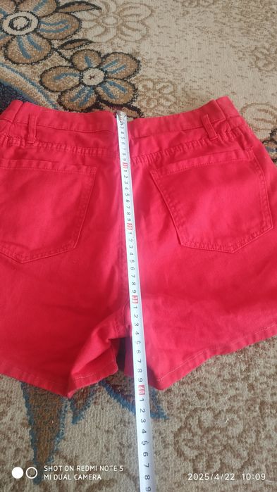 Женские летние шорты L.Л. красные.