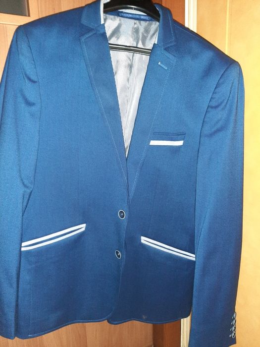 Garnitur młodzieżowy.