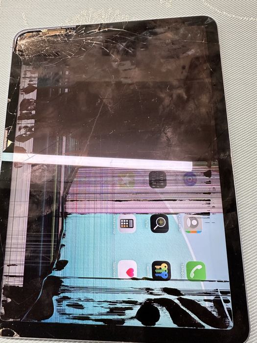 Продам планшет айфон - Apple IPad Air 4 Space Gray 64