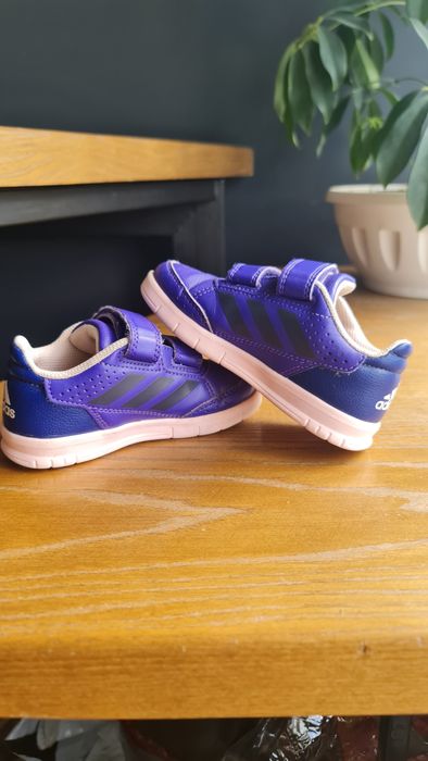 Кросівки Adidas унісекс