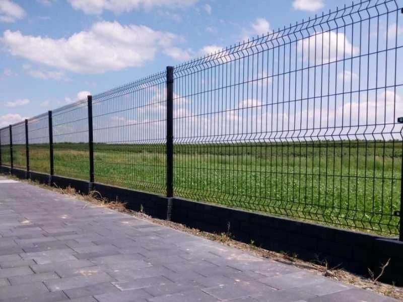 Ogrodzenia panelowe. Montaż