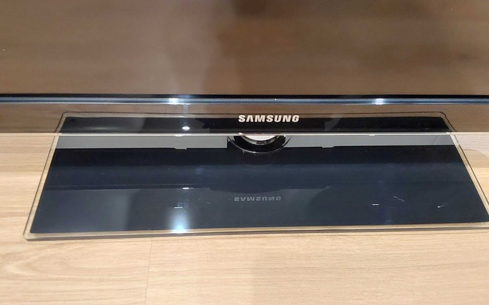 Tv samsung 40" perfeita