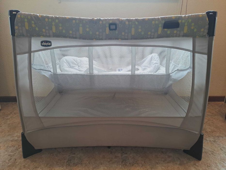 Cama de viagem/parque