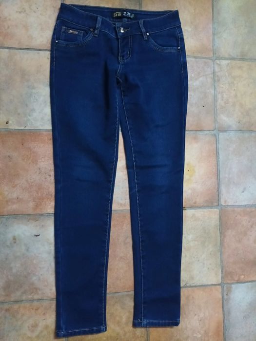 Продам джинсы  размер 29