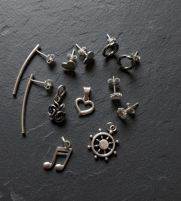 Srebrne zawieszki i kolczyki