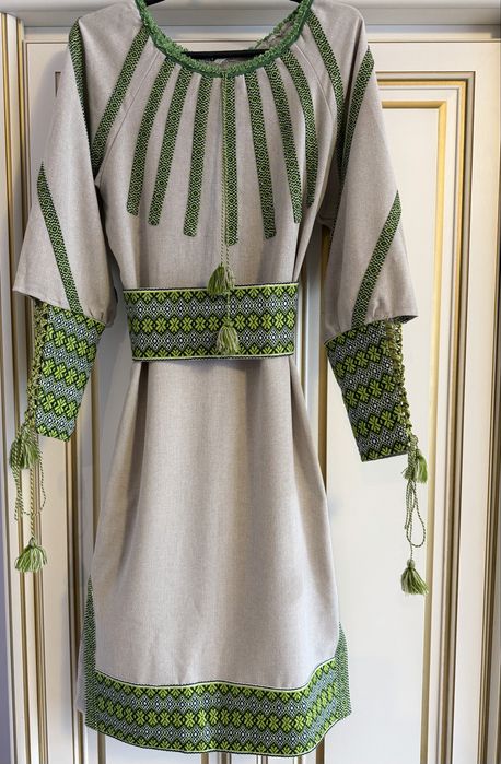 Вишиванка жіноча XS