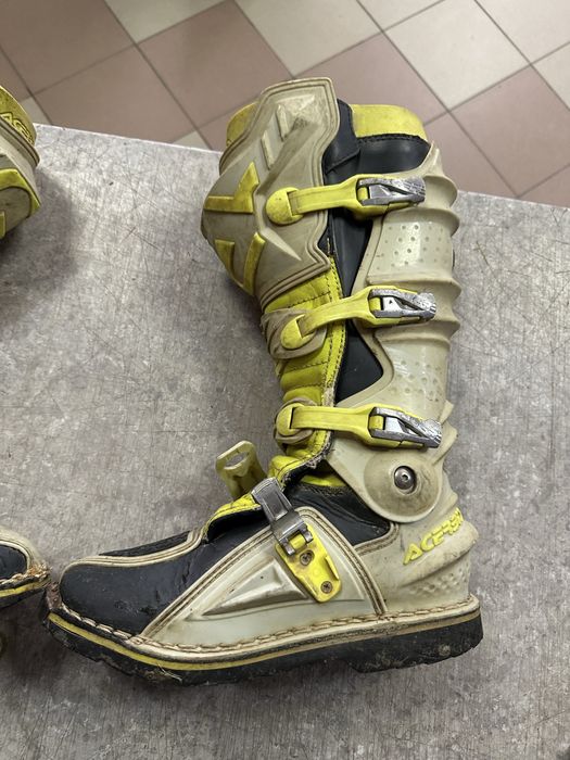 Продам мотоботи Acerbis 43р