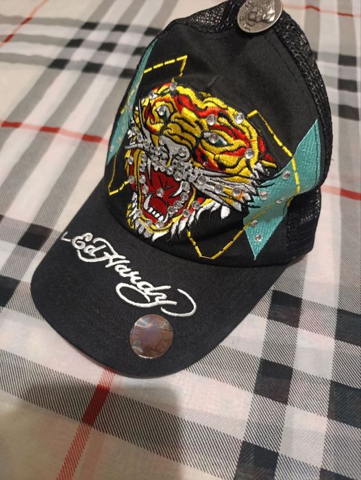 Кепка від бренду Эд Харди