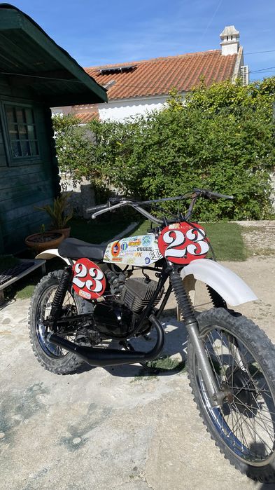 Yamaha rx 125cc em bom estado.