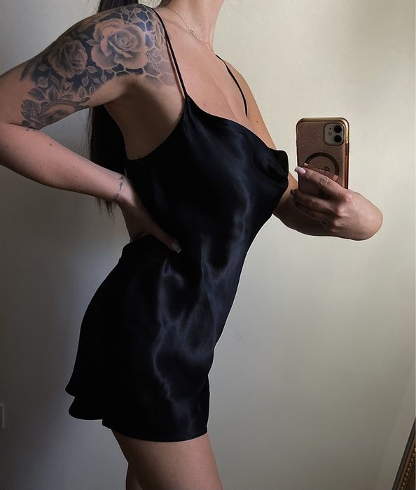 Sukienka satynowa Zara