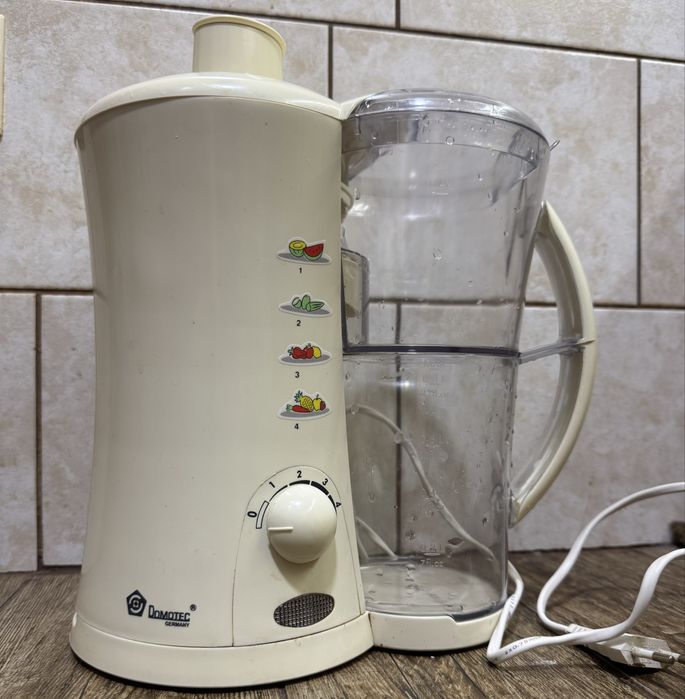 Соковижималка Domotec