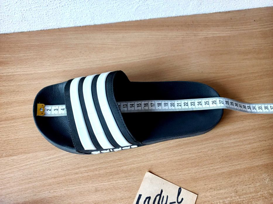 Шльопанці сланці adidas adilette Shower 40-41 р. устілка 26,5 см.