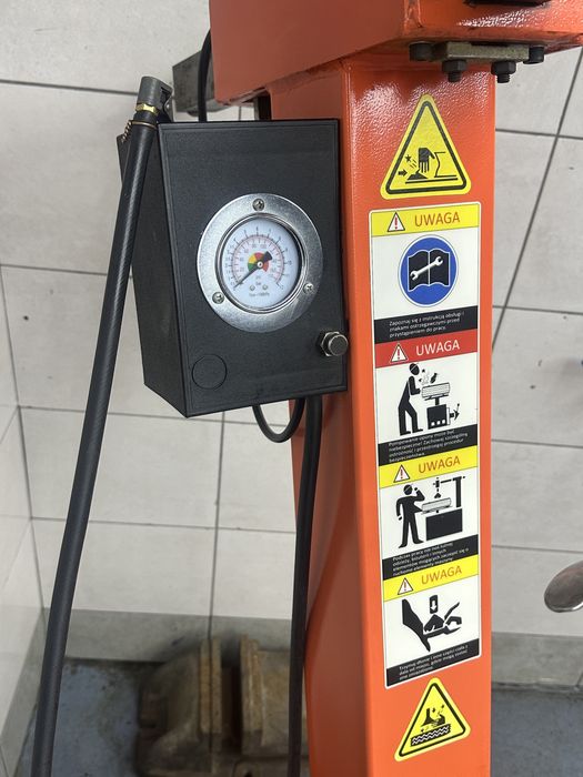 Wyważarka do kół CTXB-101B +  montażownica do opon CTXC-202 zbijak 3T