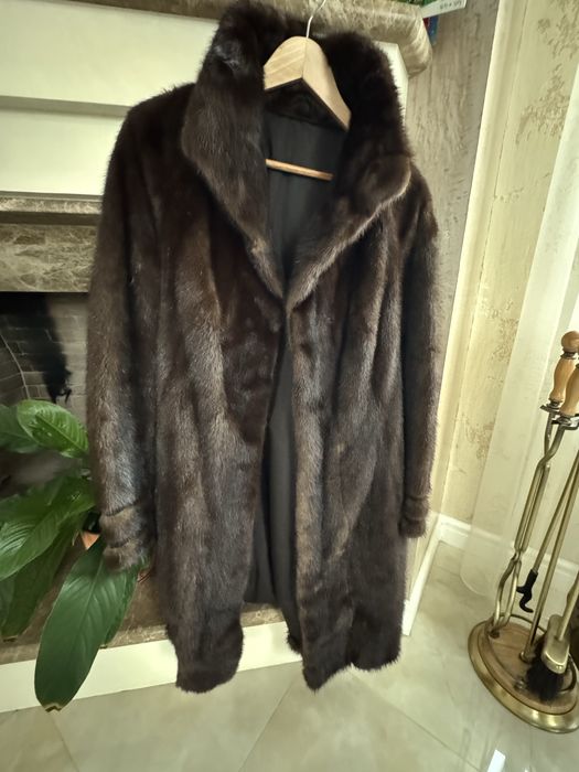 Норкова шуба в хорошому стані