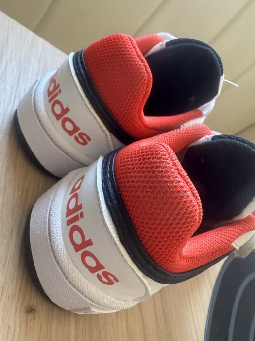 Buty busle Adidas  25